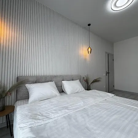 в жк Okruzhna Hall окружна кульпарківська リヴィウ