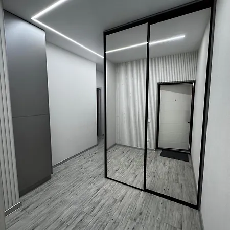 в жк Okruzhna Hall окружна кульпарківська Apartmán