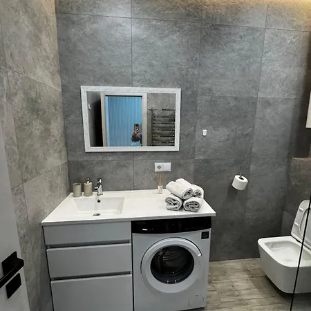 Apartmán в жк Okruzhna Hall окружна кульпарківська