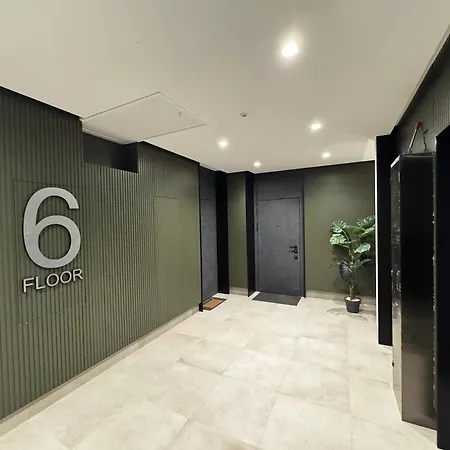 Apartmán в жк Okruzhna Hall окружна кульпарківська *