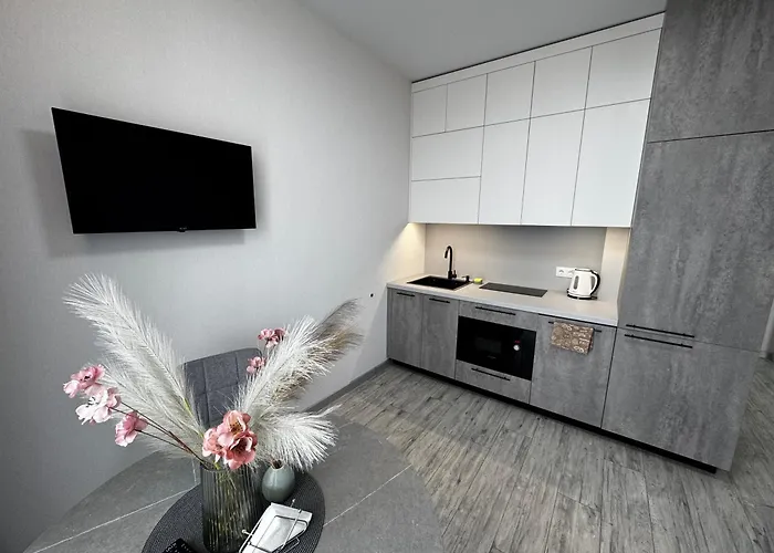 в жк Okruzhna Hall окружна кульпарківська * Lvov